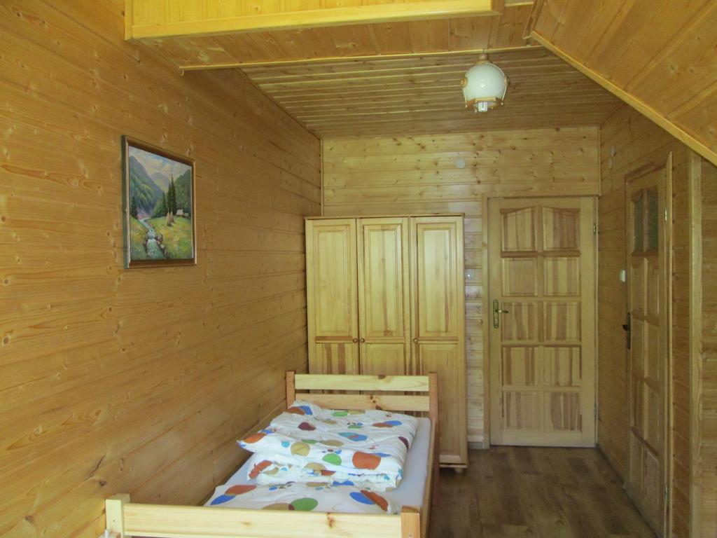 Noclegi Pod Malym Krolem Ustrzyki Dolne Exterior photo